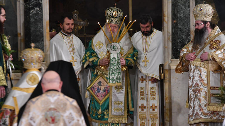 Patriarca: Dejemos las inquietudes y la maldad